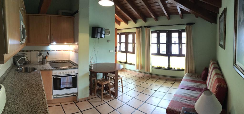 A Pie De Picos Guest House Cano Exterior photo